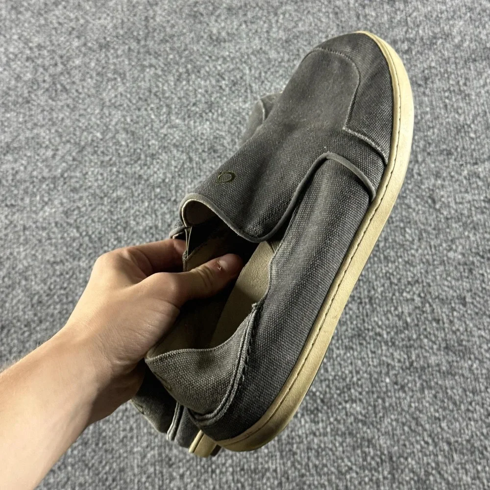 OluKai Nohea Lole Shoes Mens Size 10.5 Gray Canvas Slip On Logo Comfort